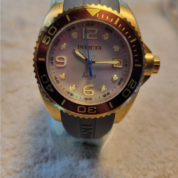 Men’s Invicta Angel Mother of Pearl - Picture 1 of 3